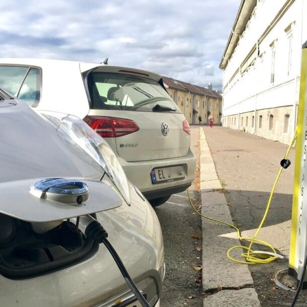 truoc-khi-mua-xe-dien-gia-re,-hay-tu-hoi:-‘toi-sac-o-dau?’