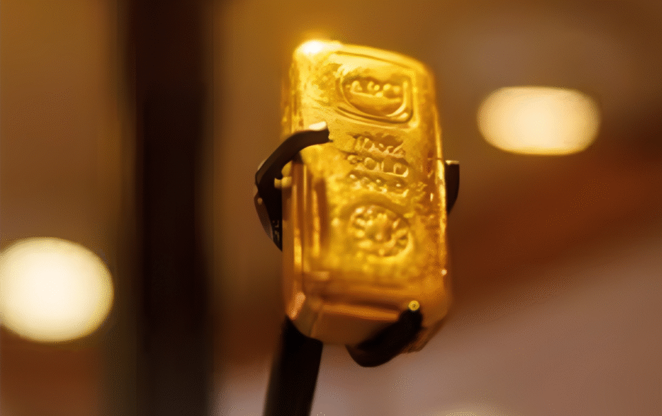 ngan-hang-o-at-xa-8-ty-usd-vang,-cuoc-thao-chay-khoi-'vinh-tranh-bao'