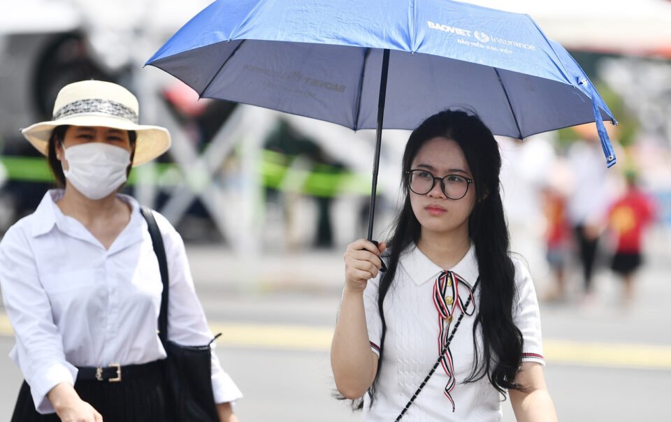 du-bao-thoi-tiet-2/4/2026:-mien-bac-van-diu-mat,-trung-bo-sap-nang-nong-manh