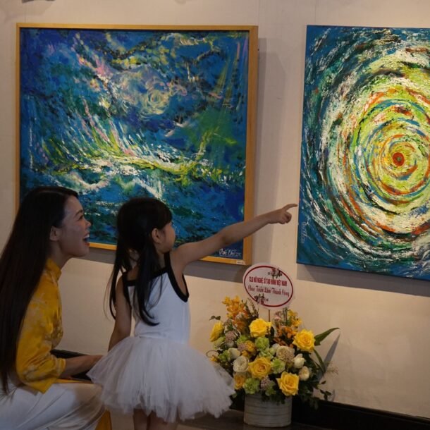 nhung-buc-tranh-‘nhay-mua’-cua-que-chi