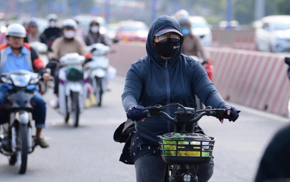 thoi-tiet-hom-nay-2-4:-nang-quay-lai-bac-bo,-nam-bo-nang-nong-khap-noi