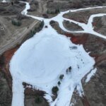 mua-dong-am-len,-khu-truot-tuyet-my-chuyen-sang-‘nuoi-tuyet’