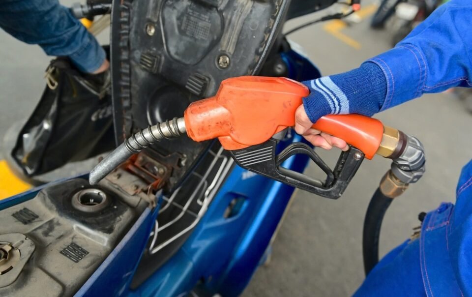 bo-de-xuat-chi-5.000-dong/lit-xang-dau-tu-quy-binh-on-tu-nguon-ngan-sach-trung-uong