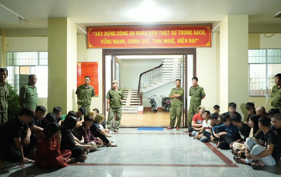 khoi-to-6-bi-can-trong-vu-39-nguoi-di-hon-chien-tai-can-tho