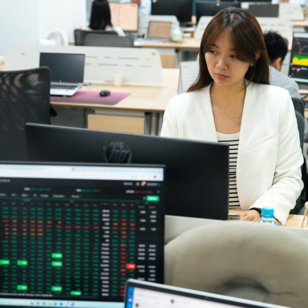 thi-truong-trong-nhip-dieu-chinh-giam-dai-nhat-3-nam,-quy-ngoai-noi-gi?