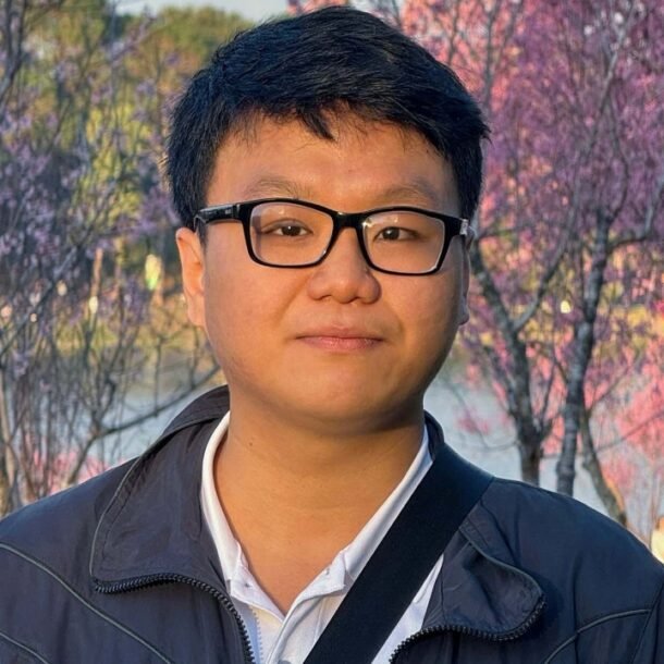 chang-trai-me-thao-ban-phim-trung-tuyen-dai-hoc-stanford