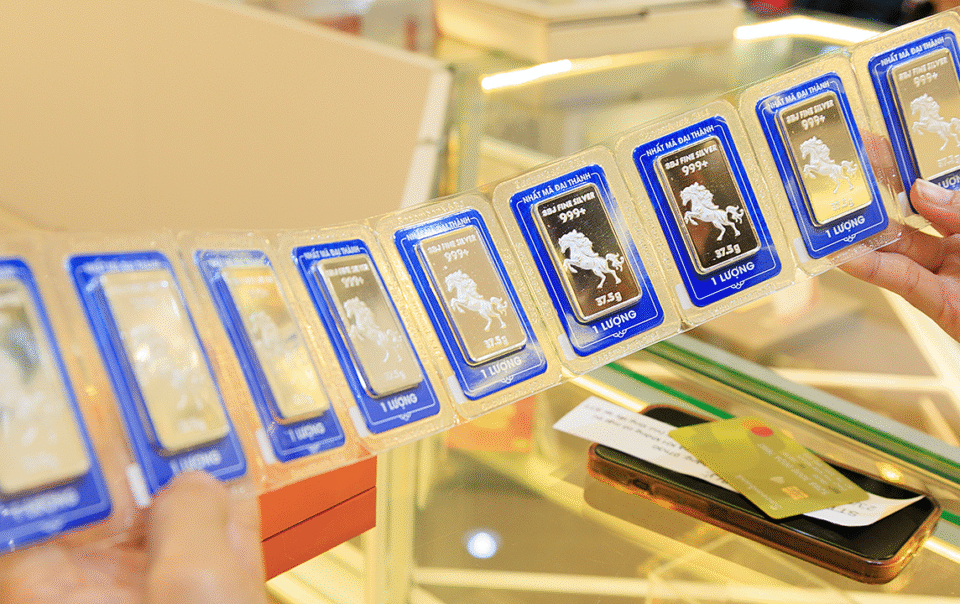 sacombank-sbj-mo-rong-danh-muc-bac-tich-tru