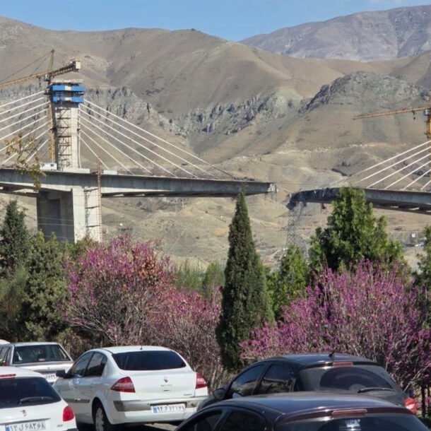 ong-trump-doa-‘nhieu-dieu-toi-te-hon-nua’-sau-khi-my-pha-huy-cau-lon-nhat-iran