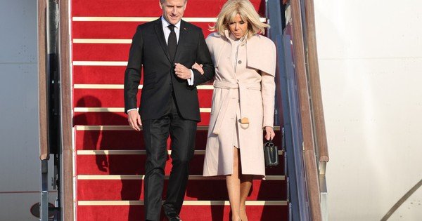 &ocirc;ng-trump-n&oacute;i-&ocirc;ng-macron-'bi-vo-doi-xu-te-bac',-&ocirc;ng-macron-l&ecirc;n-tieng