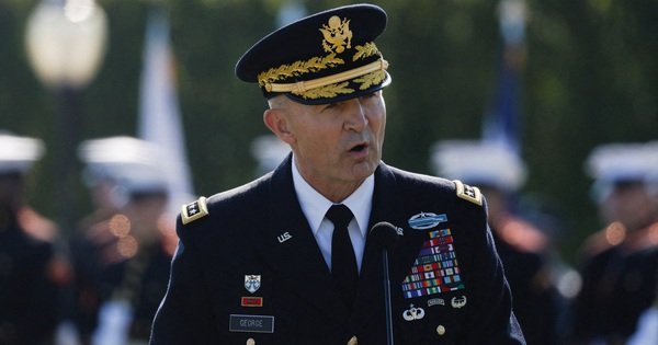 bo-truong-chien-tranh-my-buoc-tham-muu-truong-luc-qu&acirc;n-tu-chuc-ngay-lap-tuc