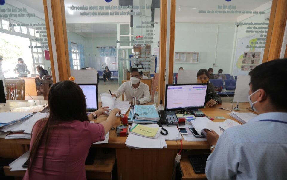 tin-tuc-sang-3-4:-han-che-xay-dung-tru-so,-trung-tam-hanh-chinh-moi;-vien-pasteur-tp.hcm-135-tuoi