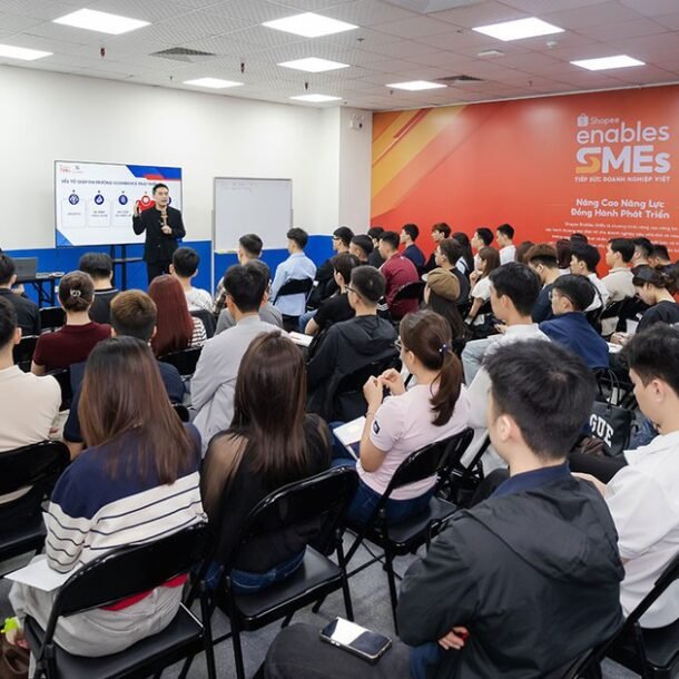 khoi-dong-‘tiep-suc-doanh-nghiep-viet’-2026,-ho-tro-smes-tang-truong-ben-vung-tren-tmdt