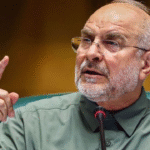 iran-tuyen-bo-7-trieu-nguoi-san-sang-cam-vu-khi-chien-dau