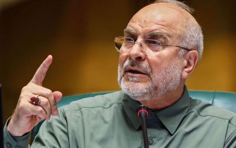 iran-tuyen-bo-7-trieu-nguoi-san-sang-cam-vu-khi-chien-dau