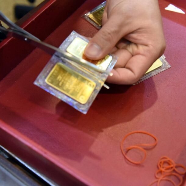 gia-vang-hom-nay-64.2026:-thoi-bay-hon-1-trieu-dong/luong