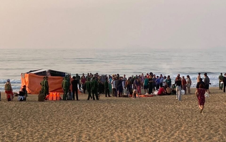 tim-thay-thi-the-nam-sinh-mat-tich-tren-bien-quy-nhon