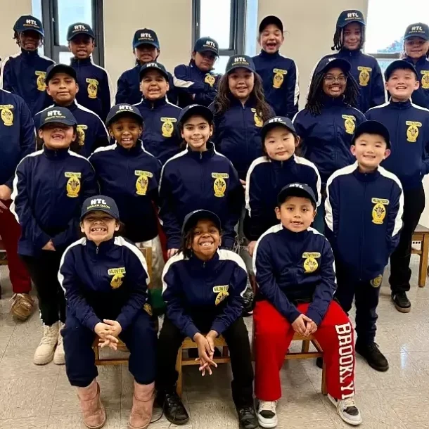 ky-tich-co-vua-tai-ngoi-truong-‘ngheo-nhat-nhi-new-york’