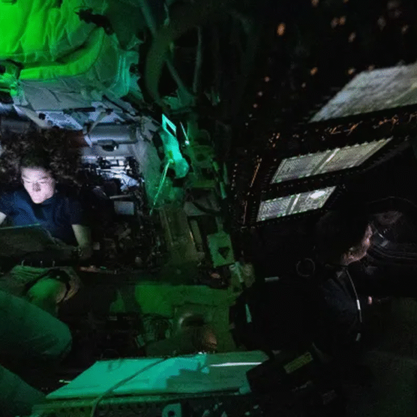 vi-sao-artemis-ii-mat-lien-lac-voi-trai-dat-40-phut-khi-bay-qua-mat-trang?