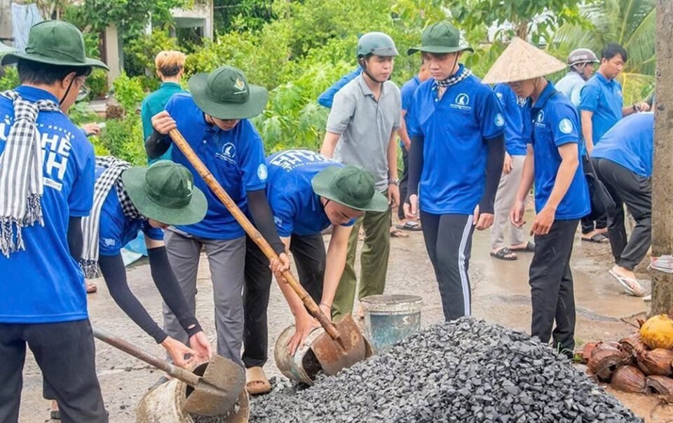 dia-phuong-de-xuat-cac-bai-toan-cu-the,-sinh-vien-ra-tay-giai-quyet