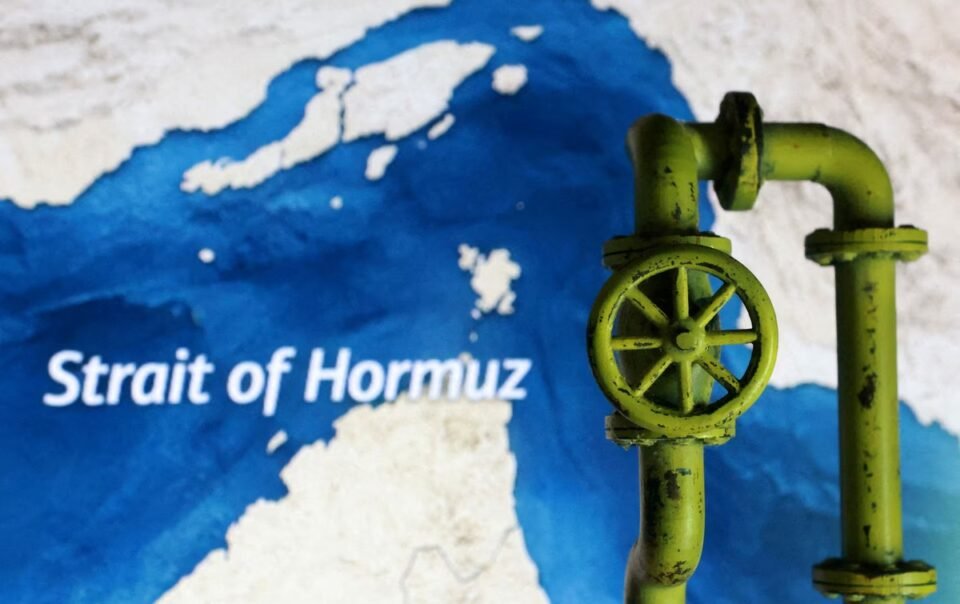 uae:-thoa-thuan-my-–-iran-phai-gan-voi-tu-do-hang-hai-hormuz