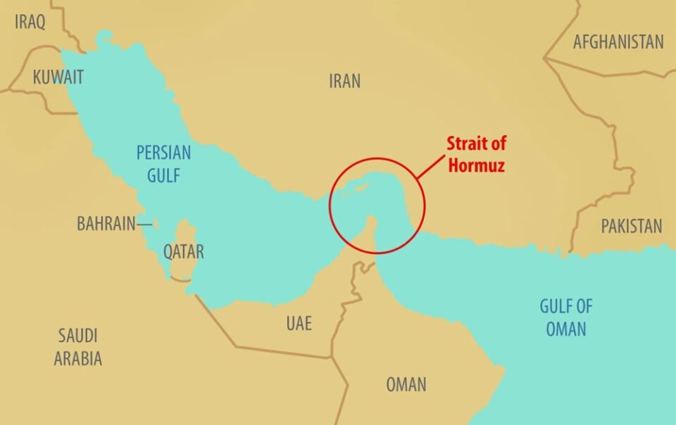 gia-dau-leo-thang-truoc-thoi-diem-buoc-ngoat,-gia-vang-suy-yeu