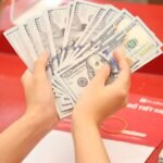 gia-usd-hom-nay-84.2026:-quay-dau-giam-khi-my-ngung-ban-2-tuan-voi-iran