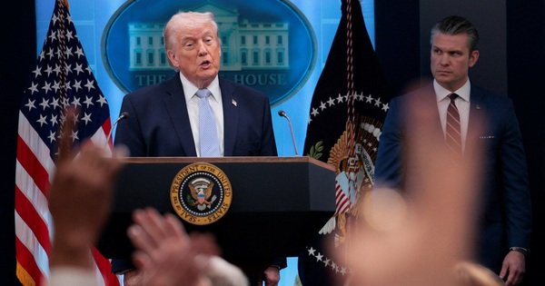 the-cuoc-trung-d&ocirc;ng-truoc-'toi-hau-thu'-cua-&ocirc;ng-trump