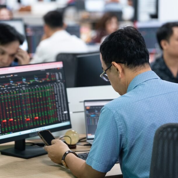 viet-nam-duoc-nang-hang,-ftse-russell-he-lo-32-co-phieu-du-kien-vao-ro-chi-so-toan-cau