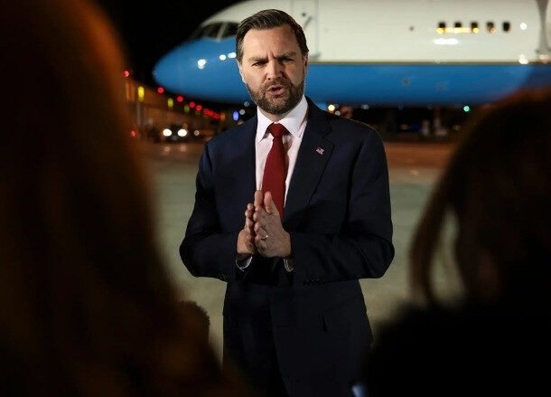 pho-tong-thong-my-tiet-lo-nhan-duoc-3-de-xuat-ve-iran,-co-ban-viet-bang-chatgpt