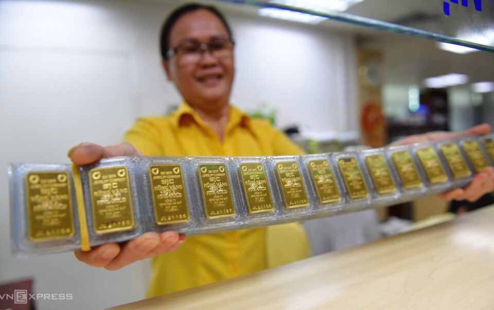 gia-vang-quay-dau-giam-2-trieu-dong-mot-luong
