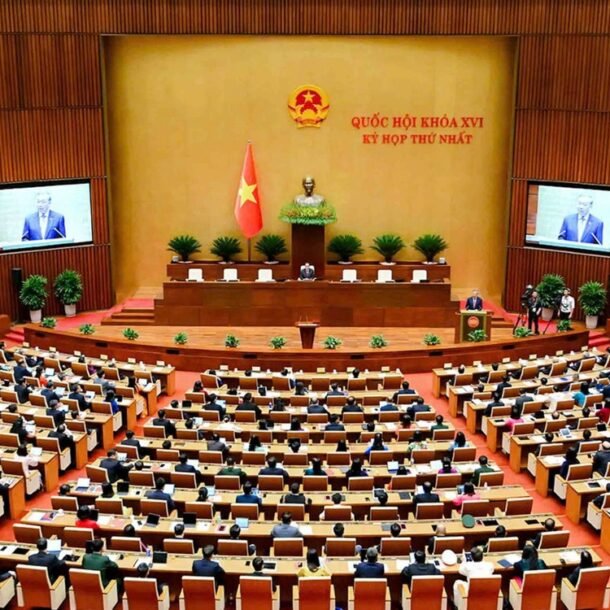 bo-chinh-tri:-nghien-cuu-tong-ket,-sua-doi-tong-the-hien-phap-2013-phu-hop-voi-thuc-tien