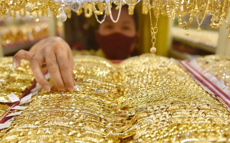 gia-vang-the-gioi-bat-ngo-bat-tang