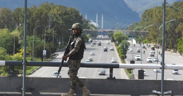 nhung-dieu-can-biet-ve-cuoc-d&agrave;m-ph&aacute;n-my-–-iran-m&agrave;-ca-the-gioi-dang-d&otilde;i-theo