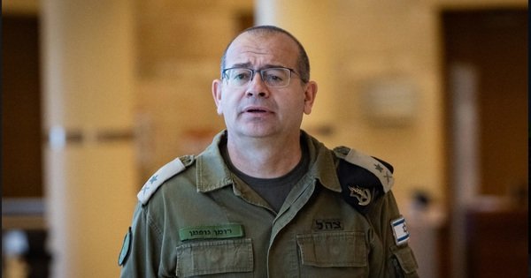 thu-k&yacute;-qu&acirc;n-su-cua-thu-tuong-israel-tro-th&agrave;nh-gi&aacute;m-doc-t&igrave;nh-b&aacute;o-mossad