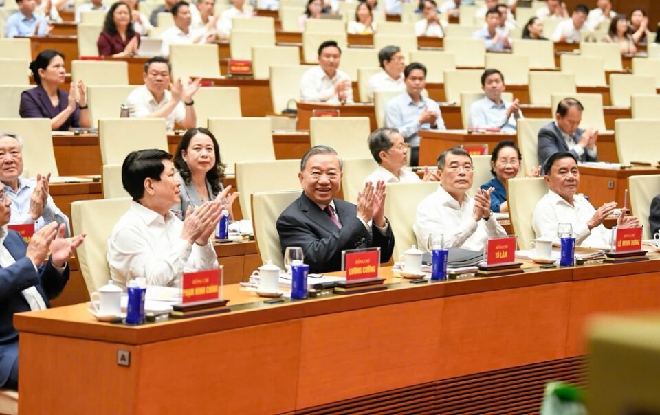 tong-bi-thu,-chu-tich-nuoc,-thu-tuong-du-hoi-nghi-quan-triet-nghi-quyet-hoi-nghi-trung-uong-2