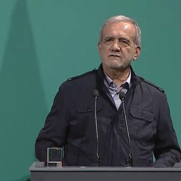 lanh-dao-iran-–-phap-dien-dam,-ong-trump-tuyen-bo-ran-ve-phong-toa-hormuz