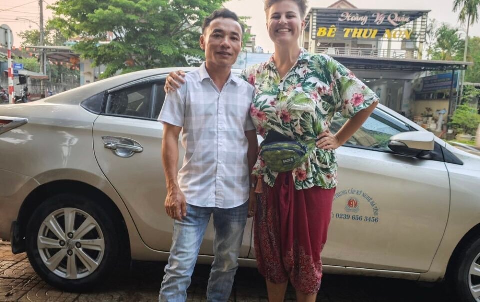 nam-tai-xe-cho-khach-tay-260-km-khong-lay-tien