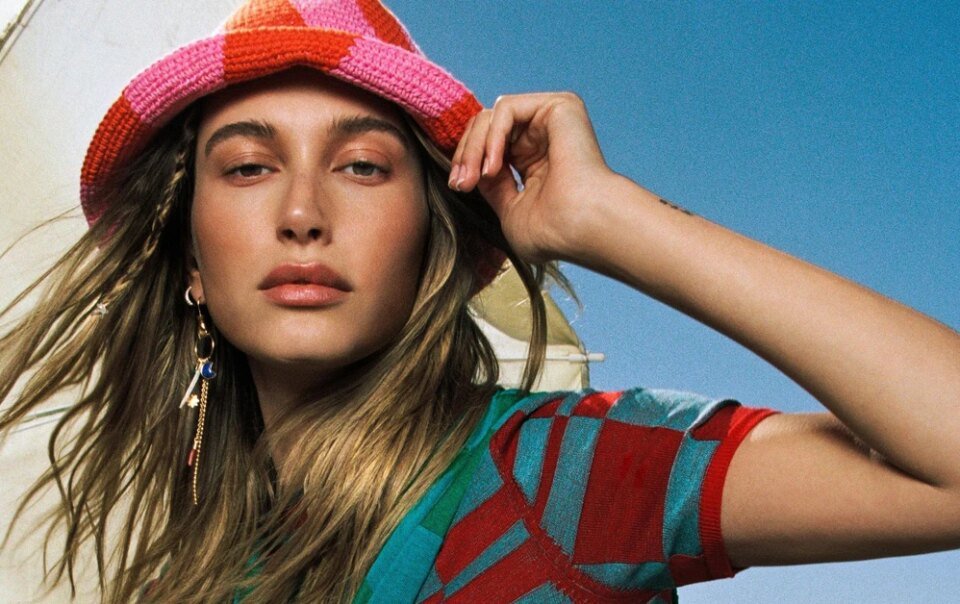 7-set-do-mac-di-bien-khuay-dong-mua-he-nong-bong