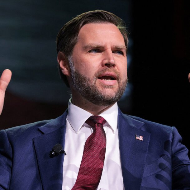 ong-vance:-tong-thong-trump-muon-dat-‘thoa-thuan-lon’-voi-iran