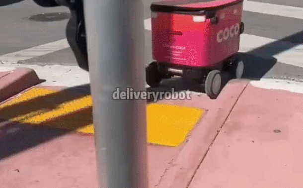 xe-giao-hang-tu-dong-va-nhung-tai-nan-‘do-khoc-do-cuoi’