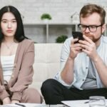 Ngoại tình 'mập mờ' – sóng ngầm tàn phá hôn nhân