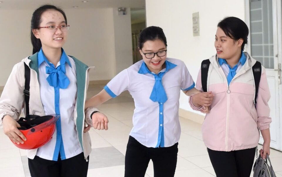 nguoi-khuyet-tat-khong-muon-bi-thuong-hai-va-ca…-‘tang-boc’