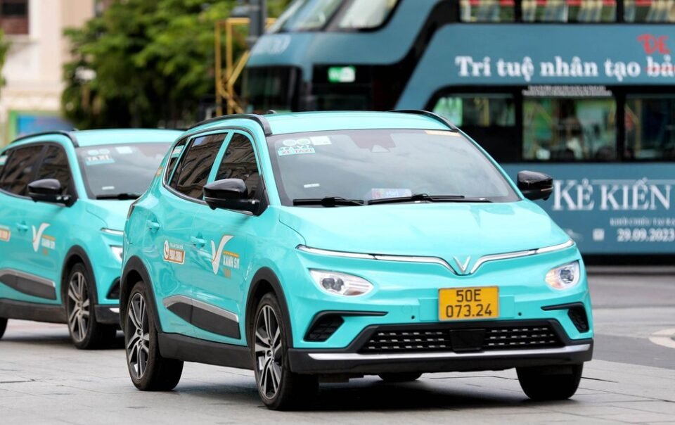 sau-3-nam-hoat-dong,-xanh-sm-doi-ten-thanh-green-sm