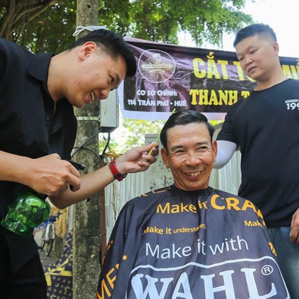 tiem-toc-‘thanh-toan-bang-nu-cuoi’-o-co-do-hue