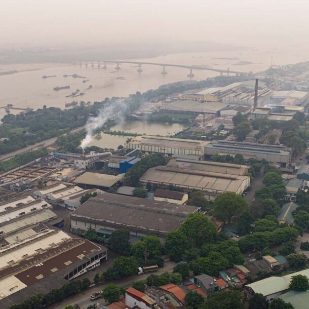 canh-xa-khi-thai-trang-xoa-o-cua-ngo-vao-trung-tam-tinh-phu-tho