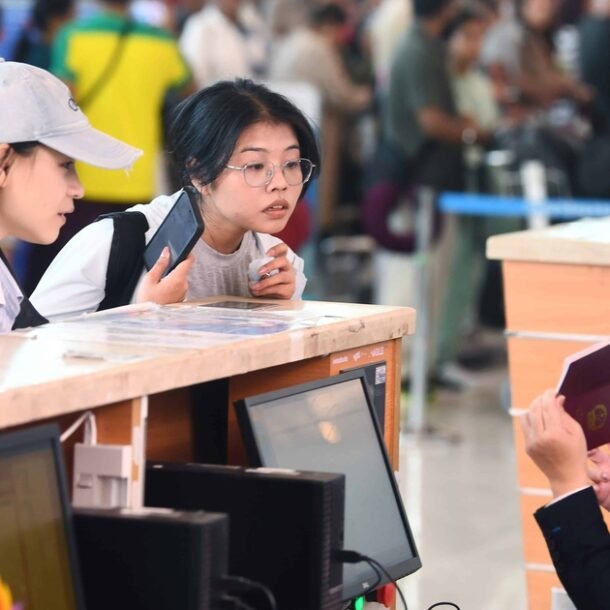 gia-ve-may-bay-le-304-–-1.5-cao-ngang-ve-tet