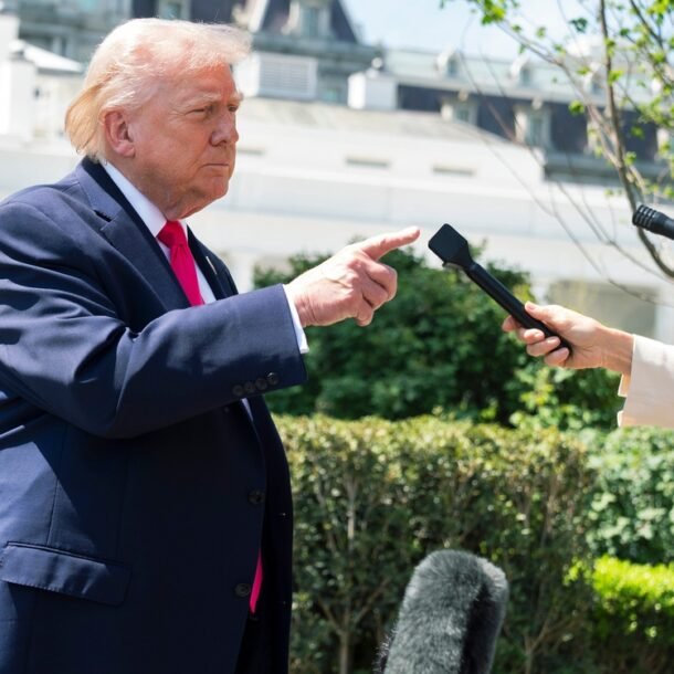 tin-tuc-the-gioi-17-4:-ong-trump-noi-thoa-thuan-voi-iran-‘rat-gan’;-my-duy-tri-phong-toa-cang-iran