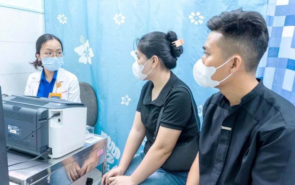 nhieu-cap-doi-ket-hon-xong-moi-phat-hien-suc-khoe-‘co-van-de’