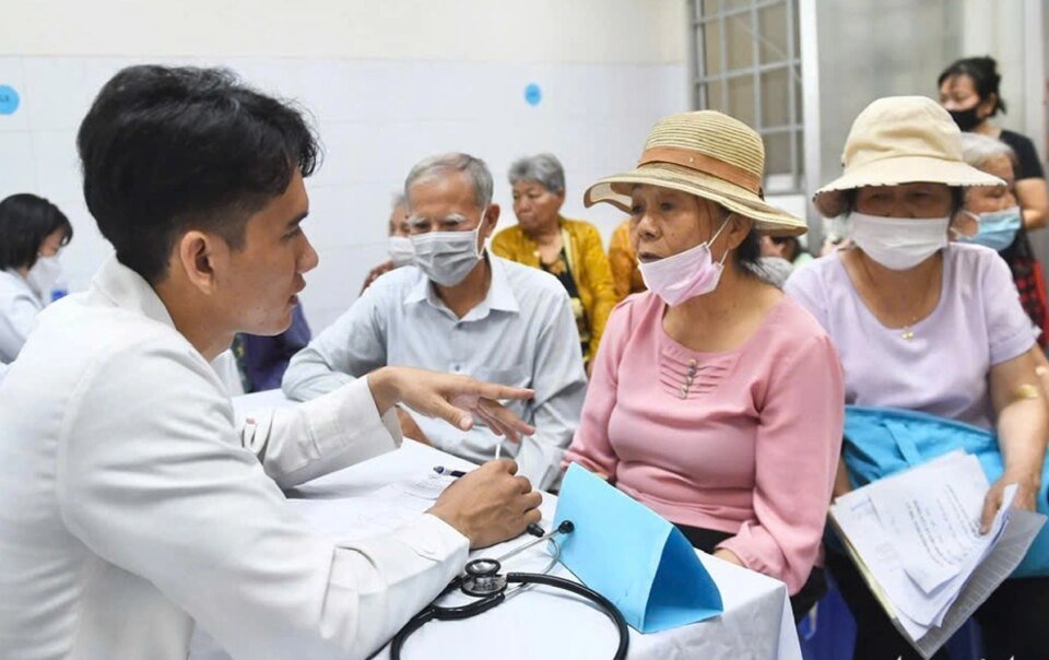 tin-tuc-sang-17-4:-hom-nay,-168-tram-y-te-o-tp.hcm-kham-suc-khoe-mien-phi-cho-nguoi-dan