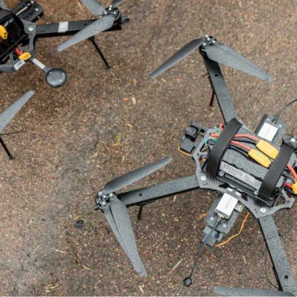 phong-vien-anh-ke-lai-cam-giac-bi-uav-'truy-duoi'-o-ukraine